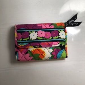 Vera Bradley Foldable Wallet